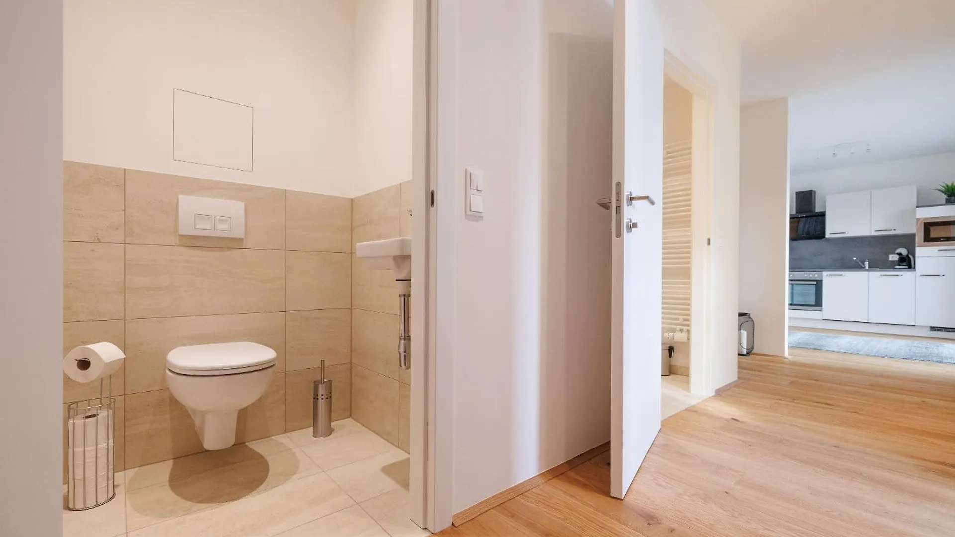 Symphony Apartments 42 - Modern Loft With Terrace And Grill In Central Location 비엔나 0*,